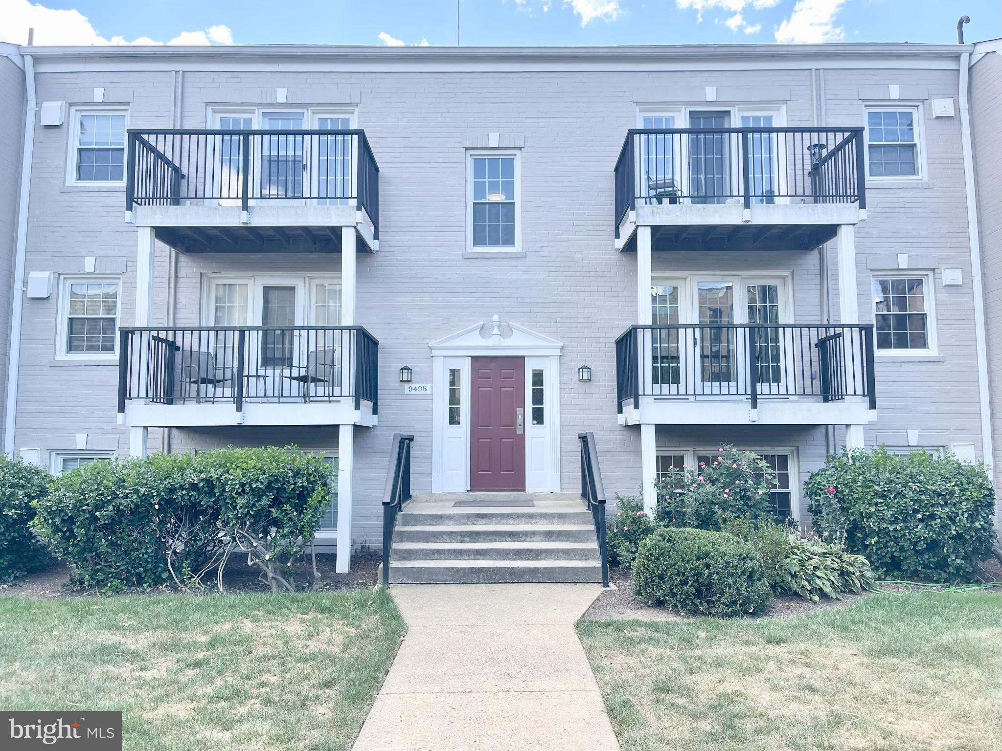 FOXCROFT COLONY CONDOS - Residential