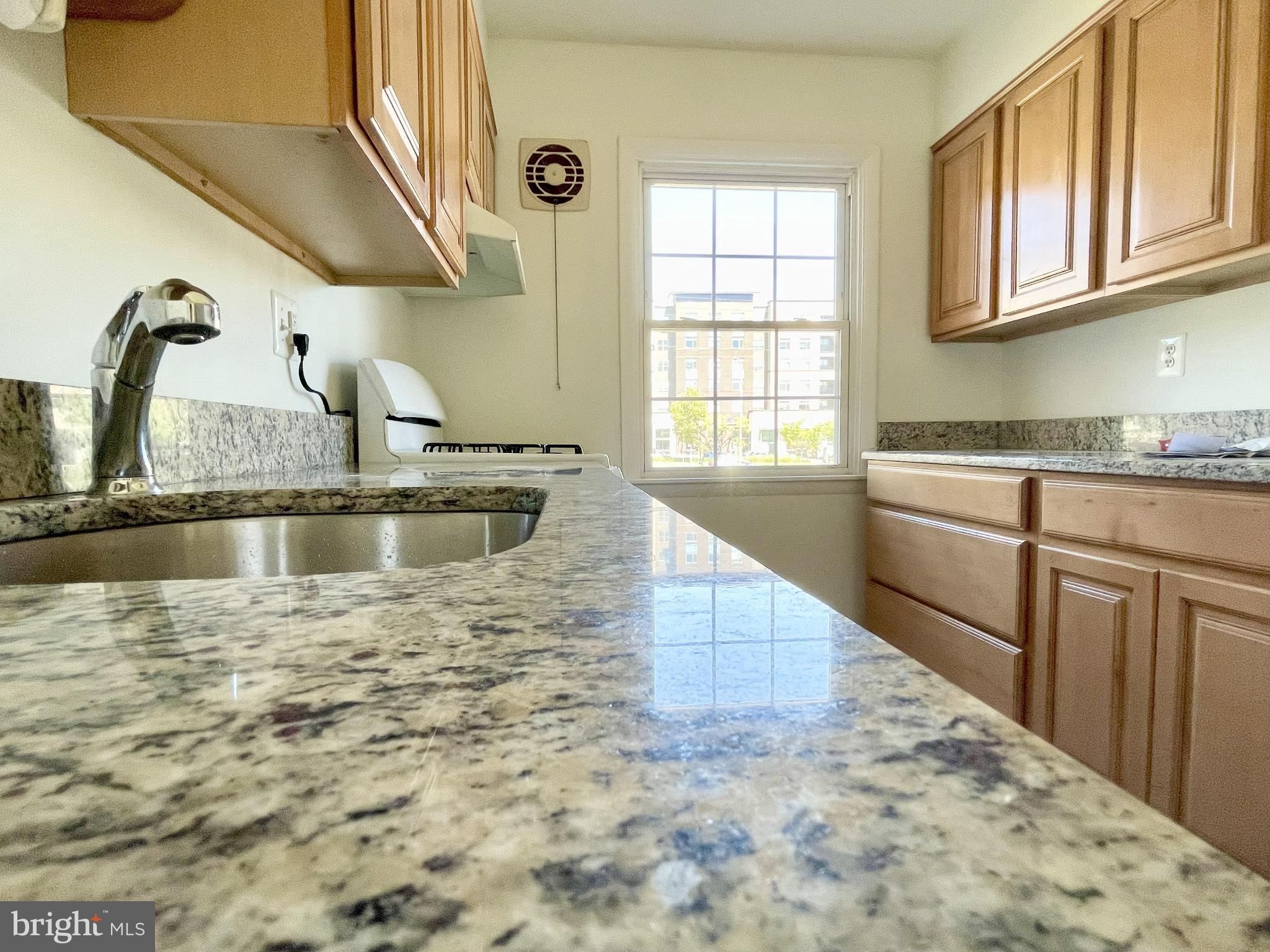 FOXCROFT COLONY CONDOS - Residential