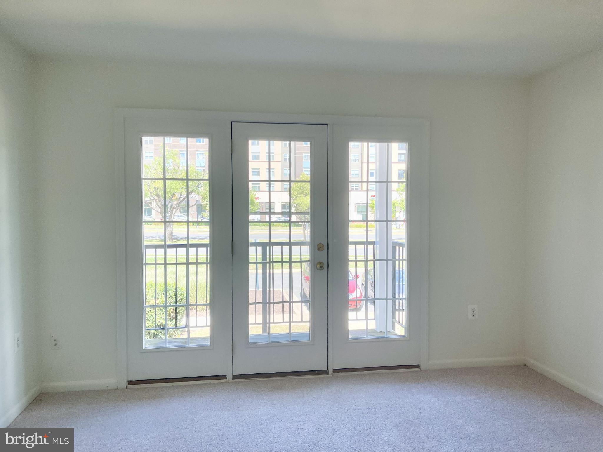 FOXCROFT COLONY CONDOS - Residential