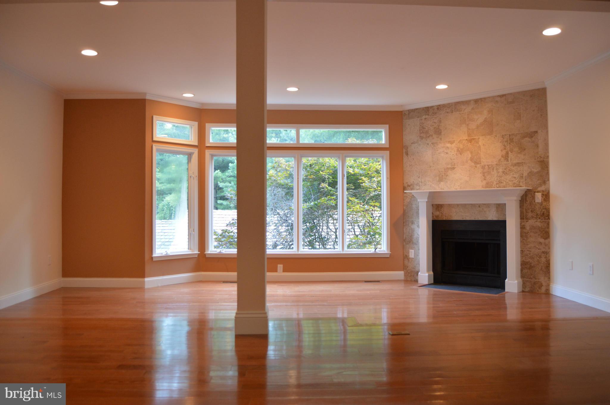 TIMBERLAWN - Residential