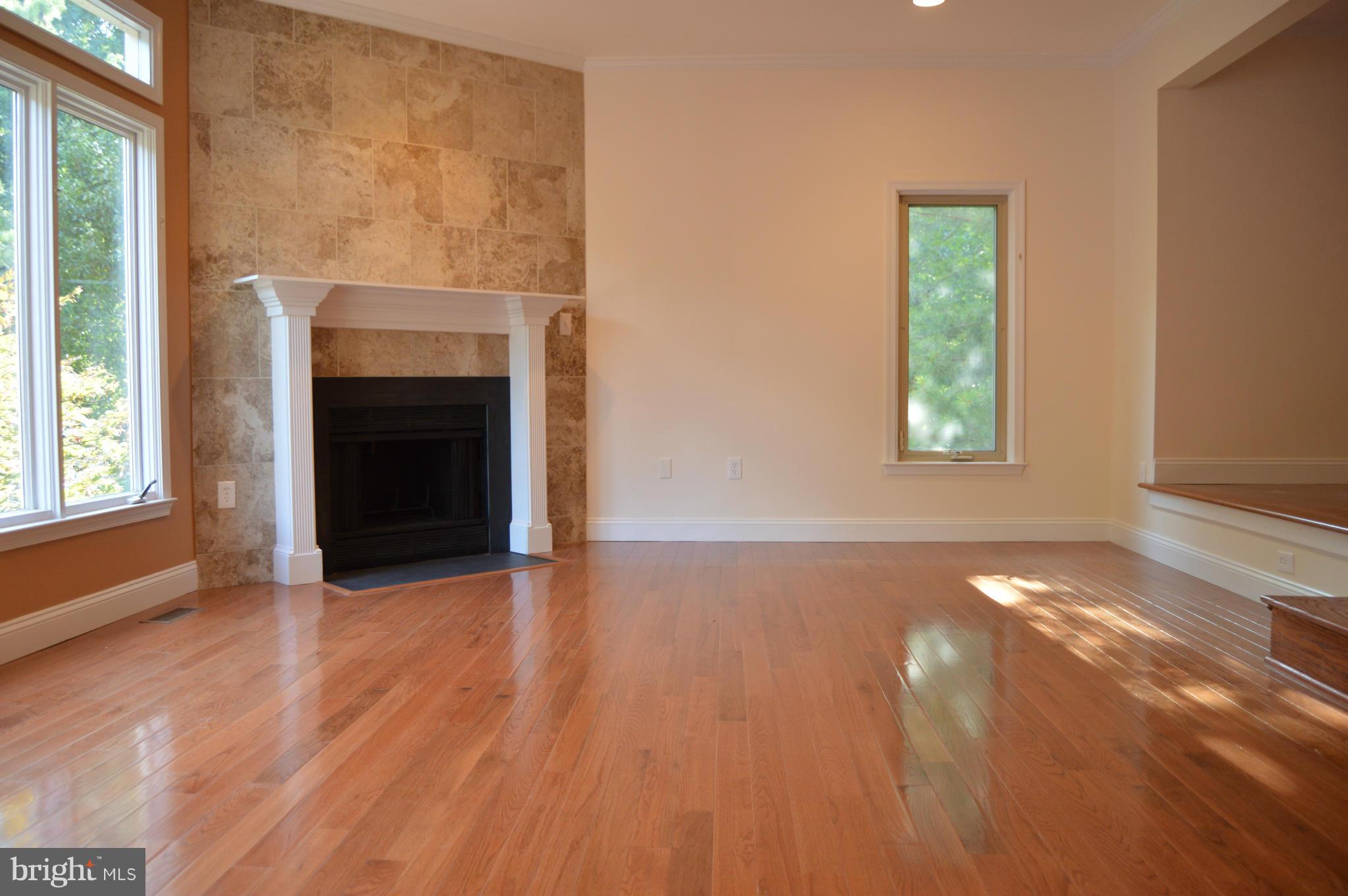 TIMBERLAWN - Residential