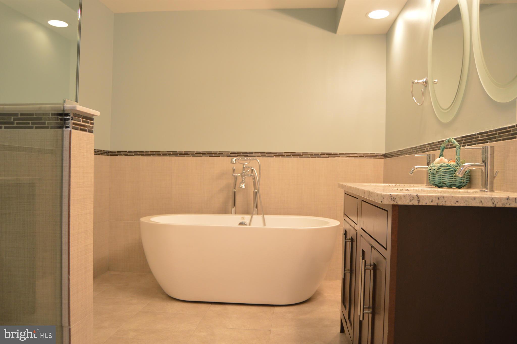 TIMBERLAWN - Residential