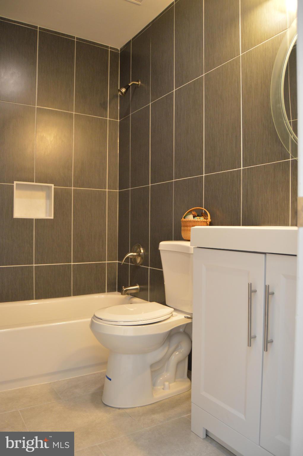 TIMBERLAWN - Residential