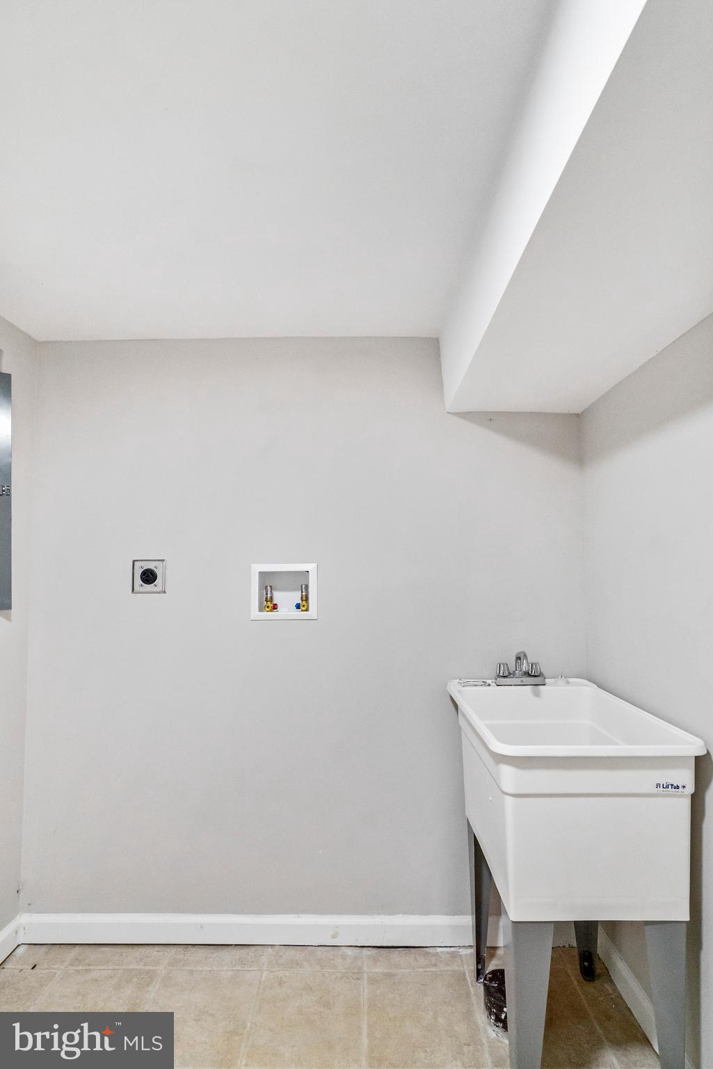 EDMONDSON VIILLAGE - Residential