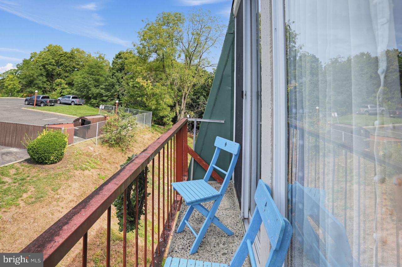 2534 FOREST LANE E-20