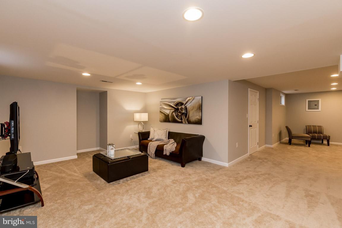 POPLAR PARK - Residential