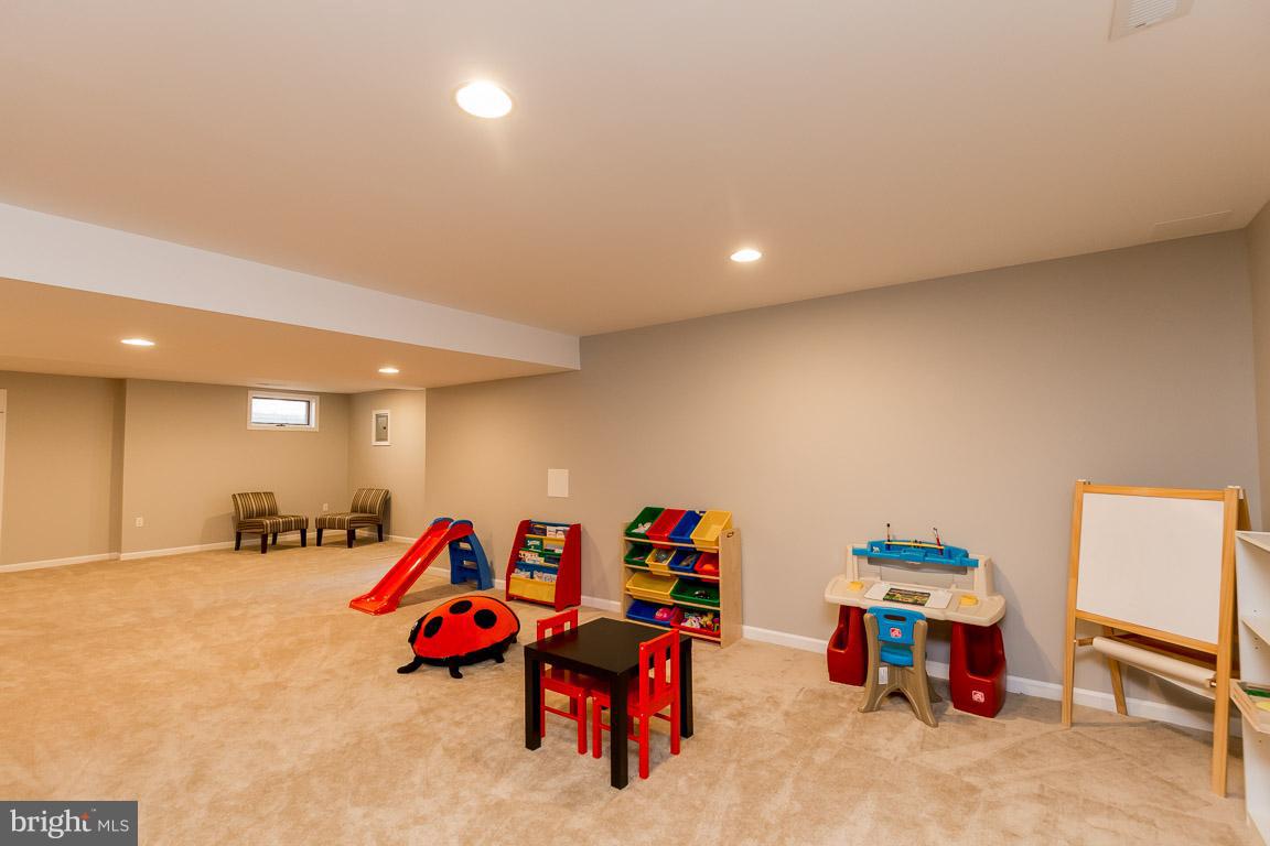 POPLAR PARK - Residential