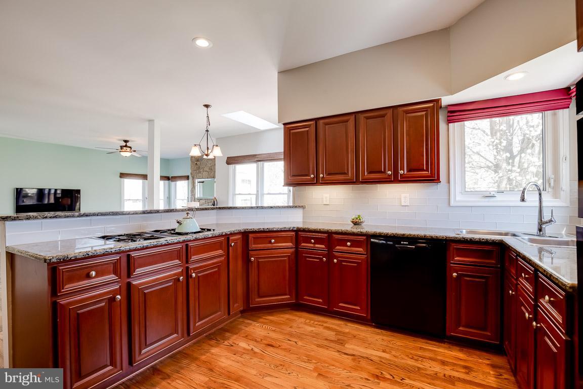 POPLAR PARK - Residential