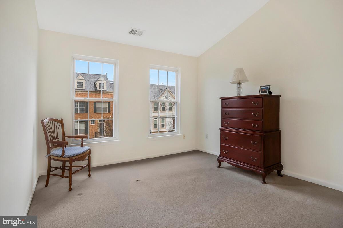 CLOPPERS MILL WEST - Residential