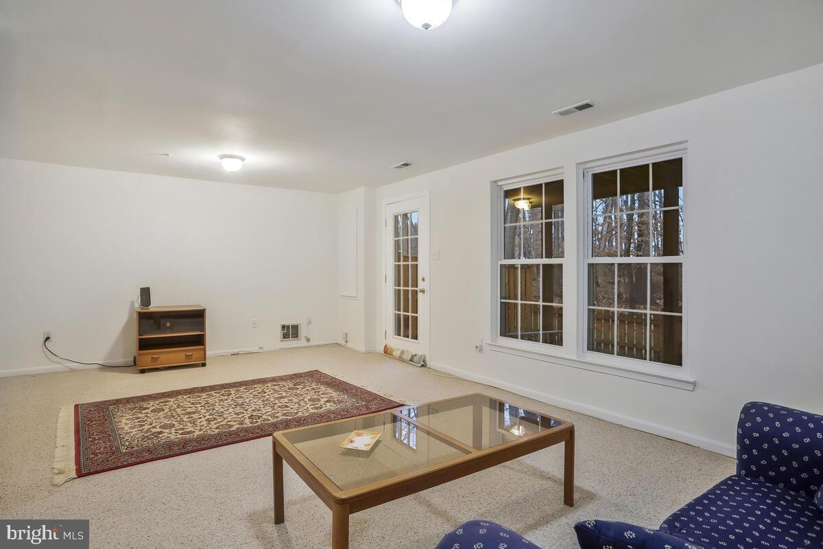 CLOPPERS MILL WEST - Residential