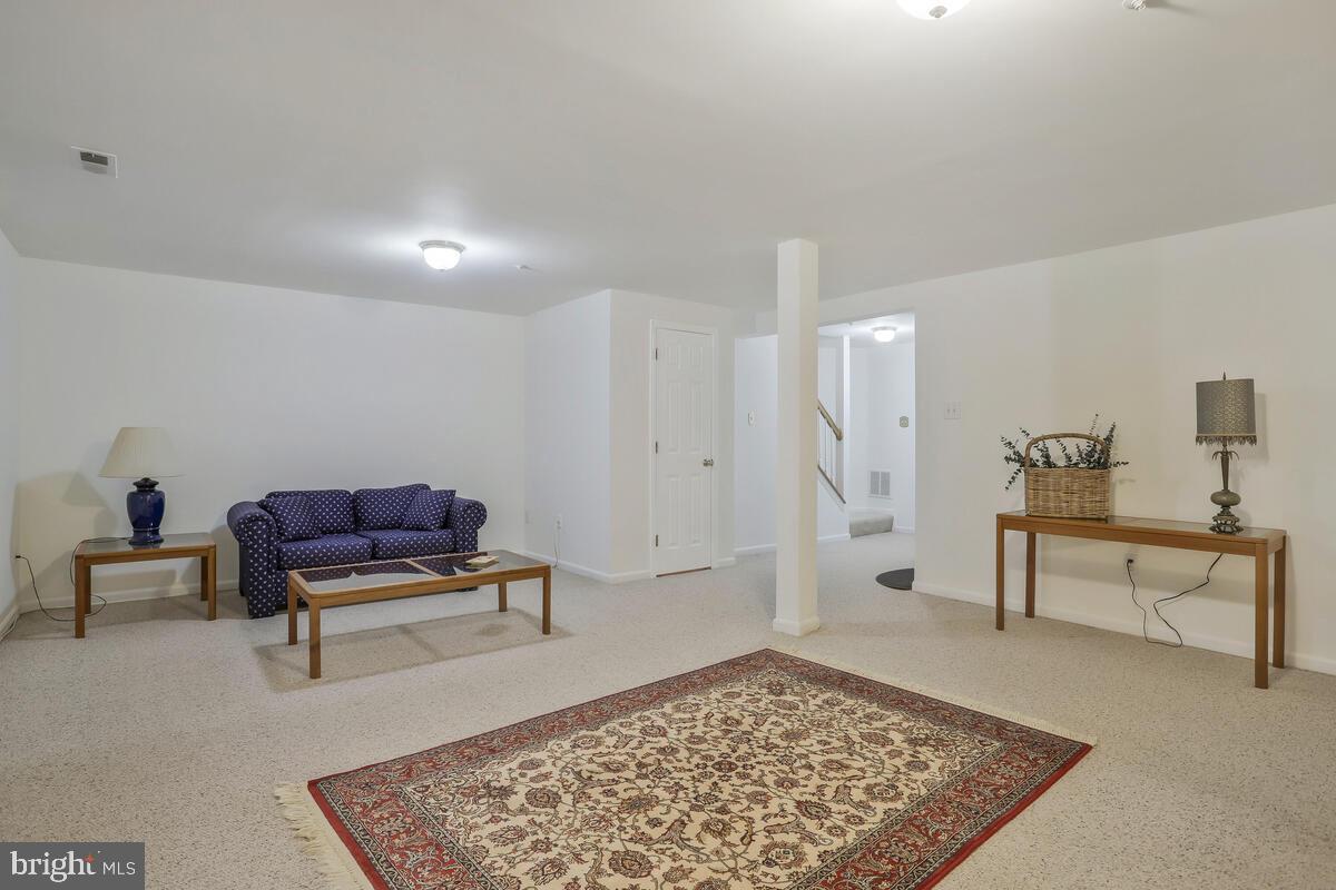 CLOPPERS MILL WEST - Residential