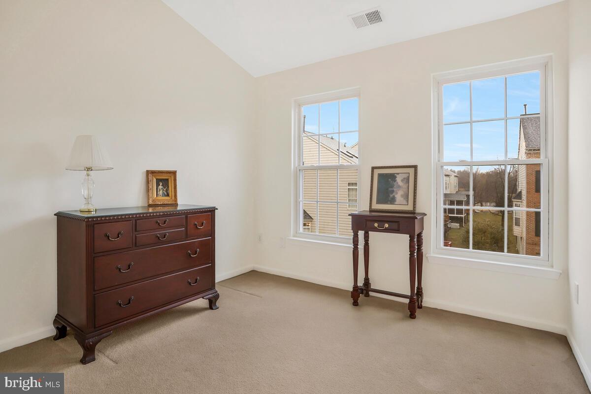 CLOPPERS MILL WEST - Residential