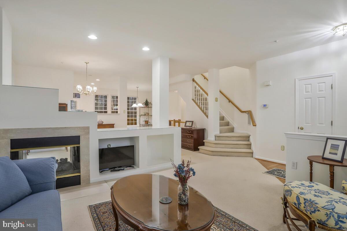 CLOPPERS MILL WEST - Residential