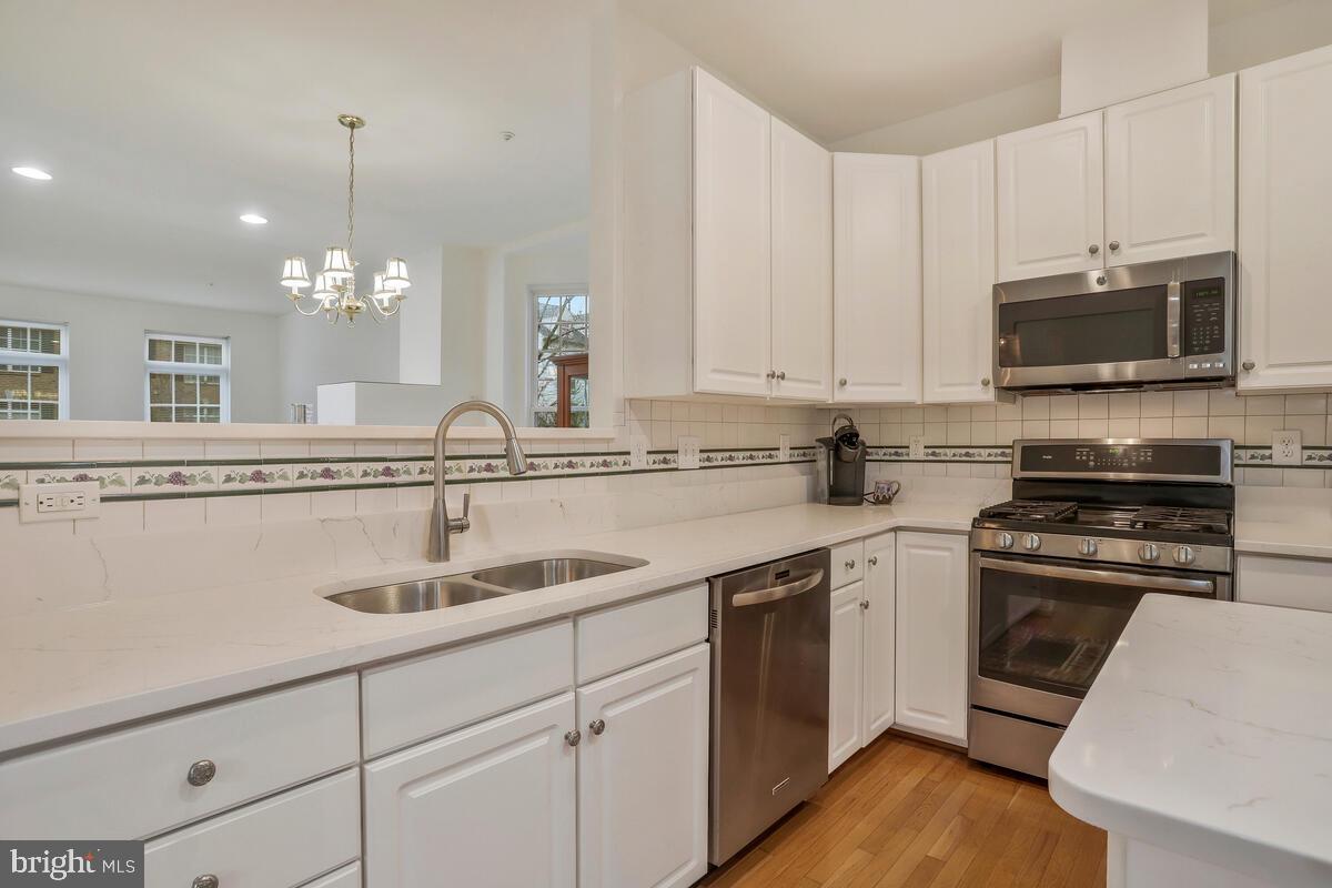 CLOPPERS MILL WEST - Residential