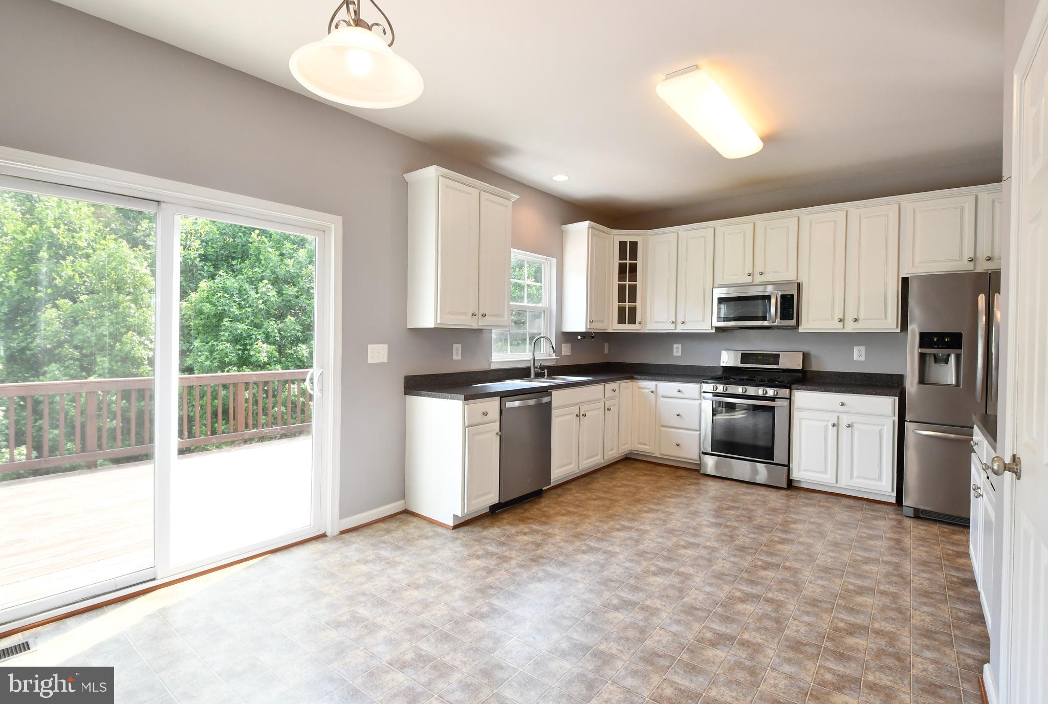 VILLAGE OF IDLEWILD - Residential Lease