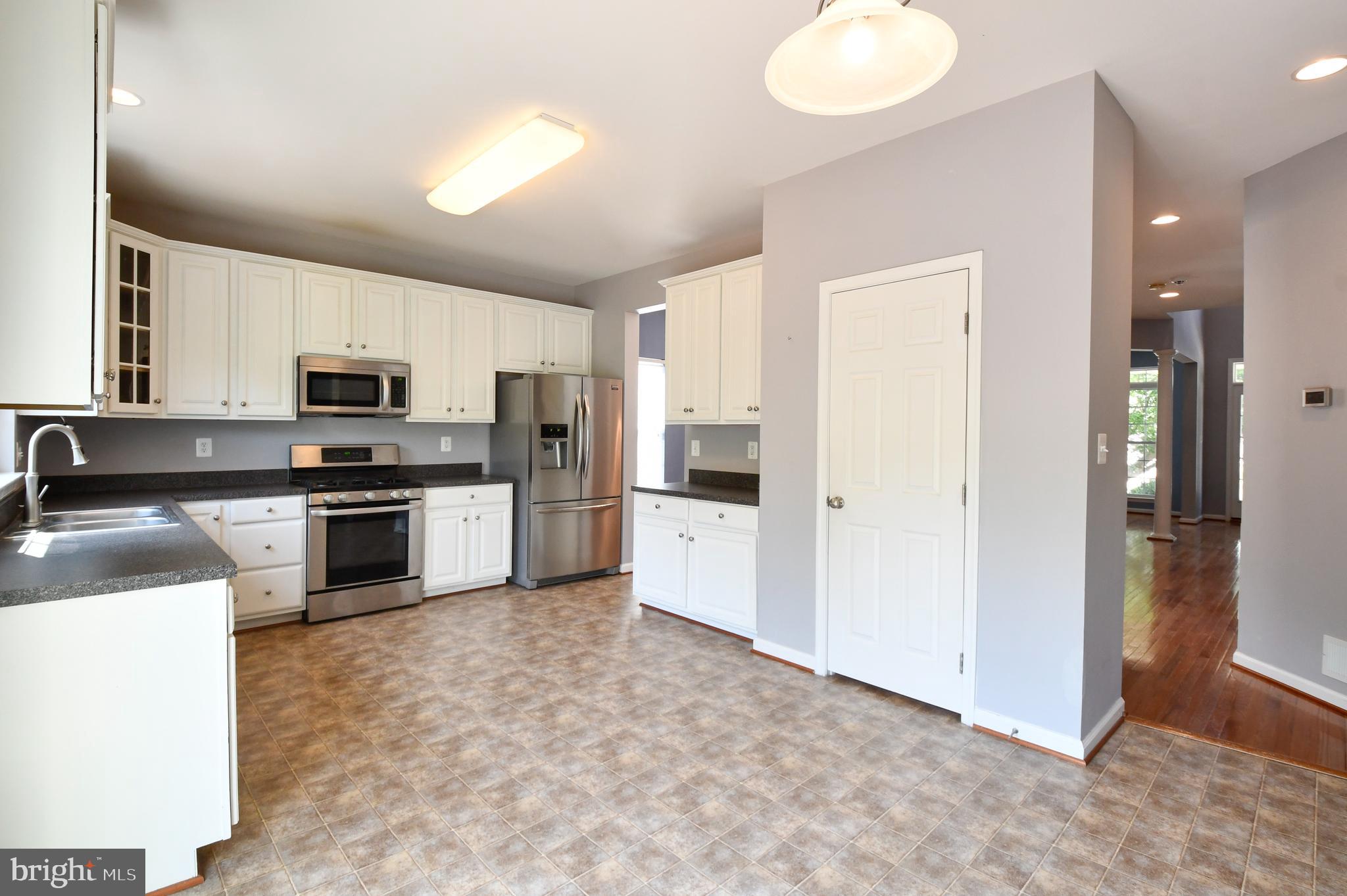 VILLAGE OF IDLEWILD - Residential Lease