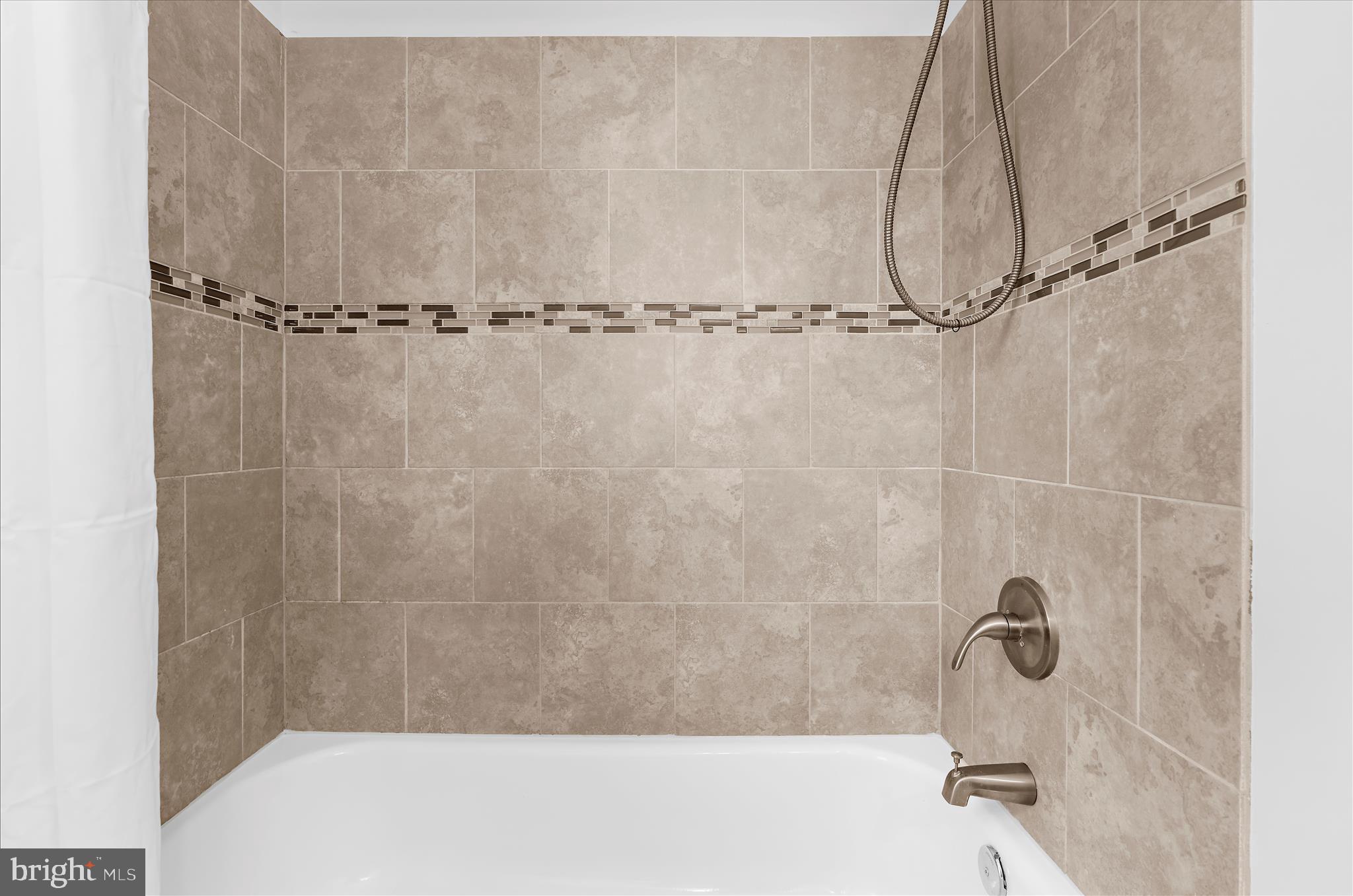 CHARTLEY - Residential