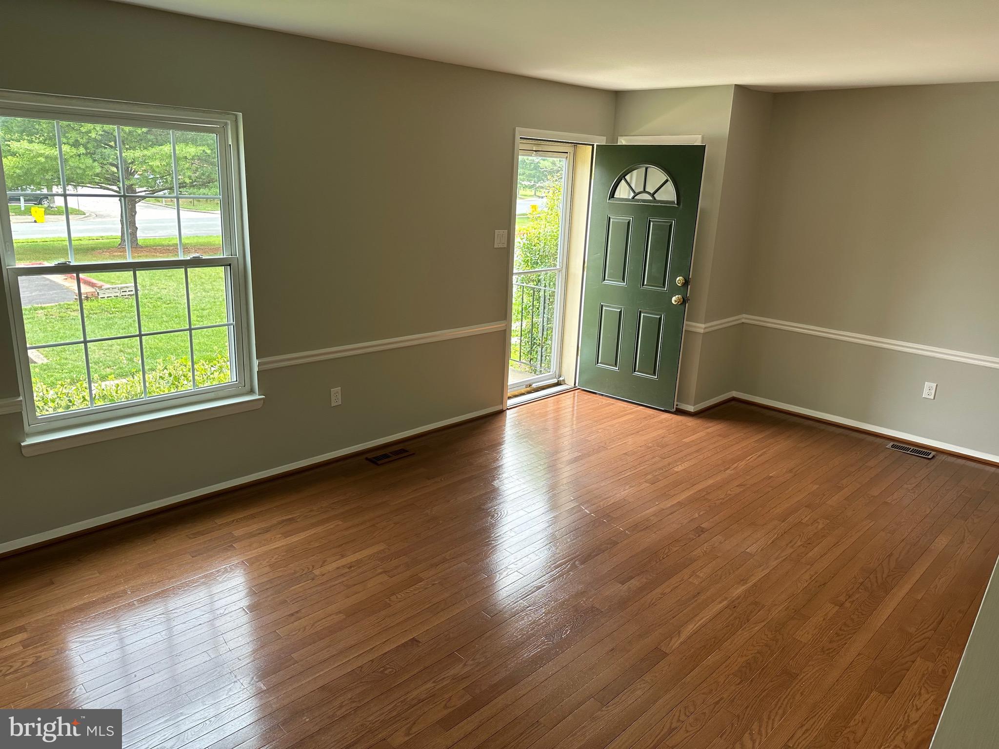 ELIZABETHS LANDING - Residential