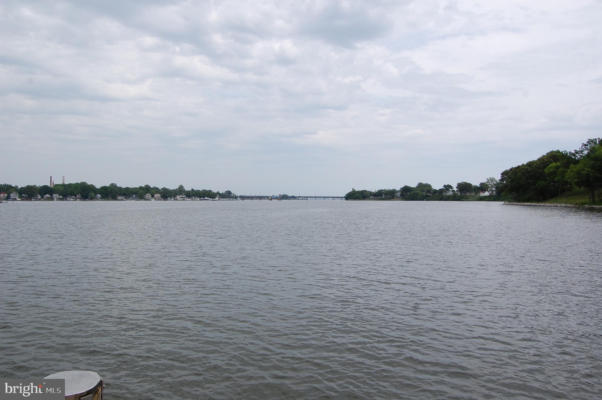 ELIZABETHS LANDING - Residential