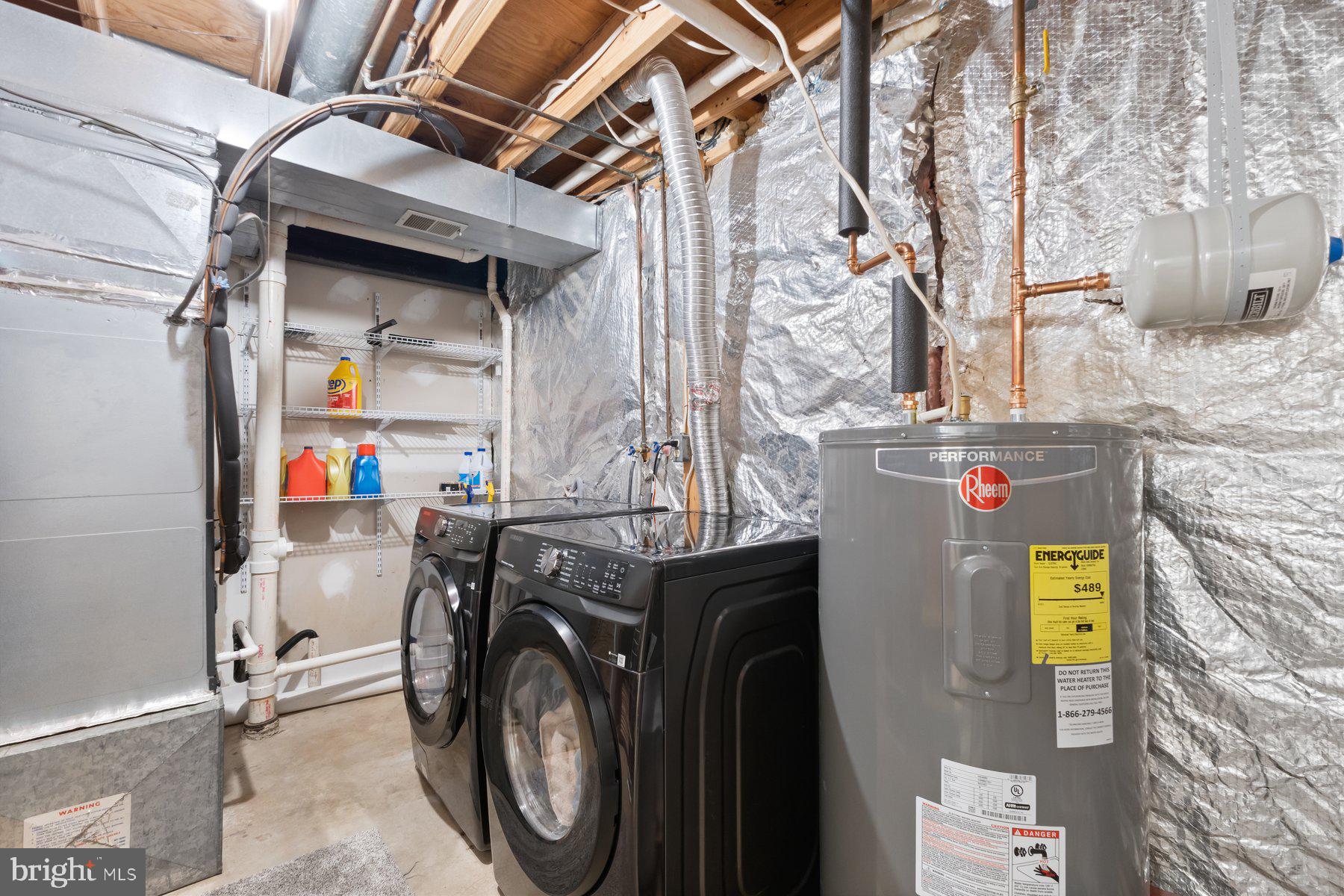 OAK SPRINGS - Residential