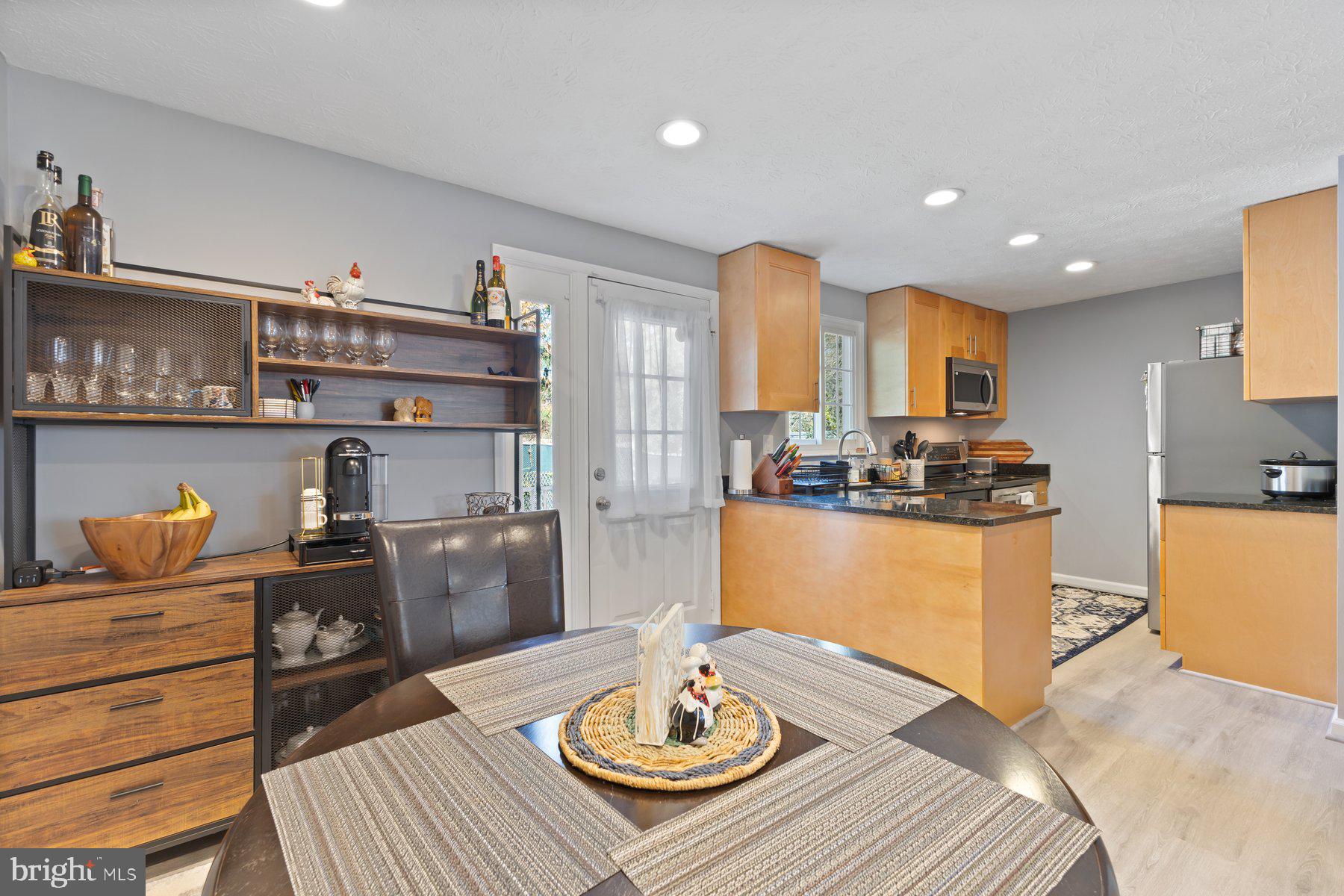 OAK SPRINGS - Residential