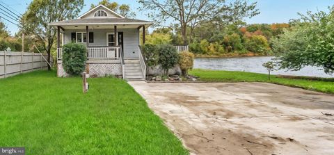 Homes For Sale - 19 Bridgeton Fairton<br/> Cumberland County, FAIRTON, NJ 08320