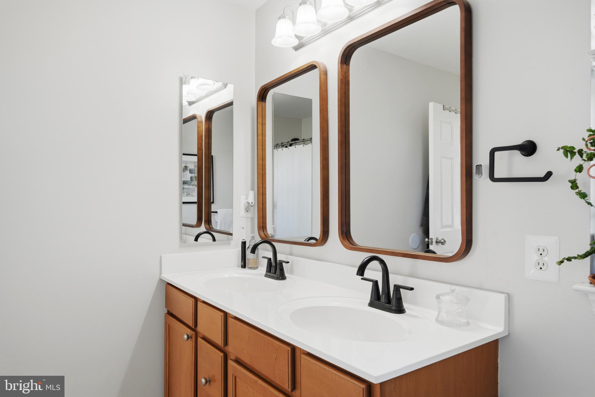 HIGHLAND FARM - Residential