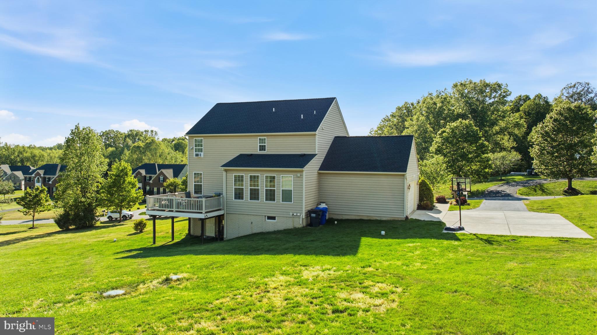 HIGHLAND FARM - Residential