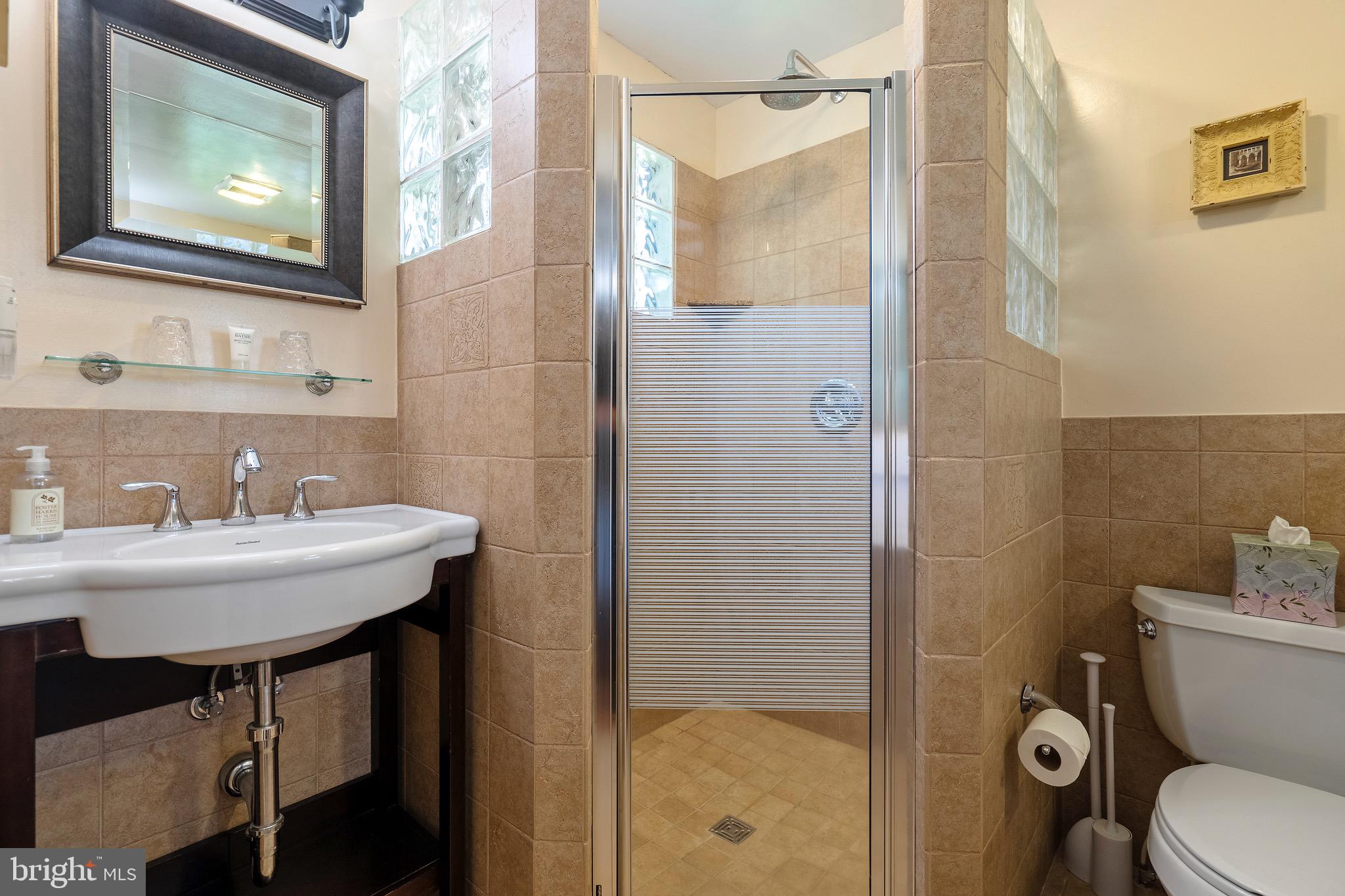 WASHINGTON VIRGINIA - Commercial Sale