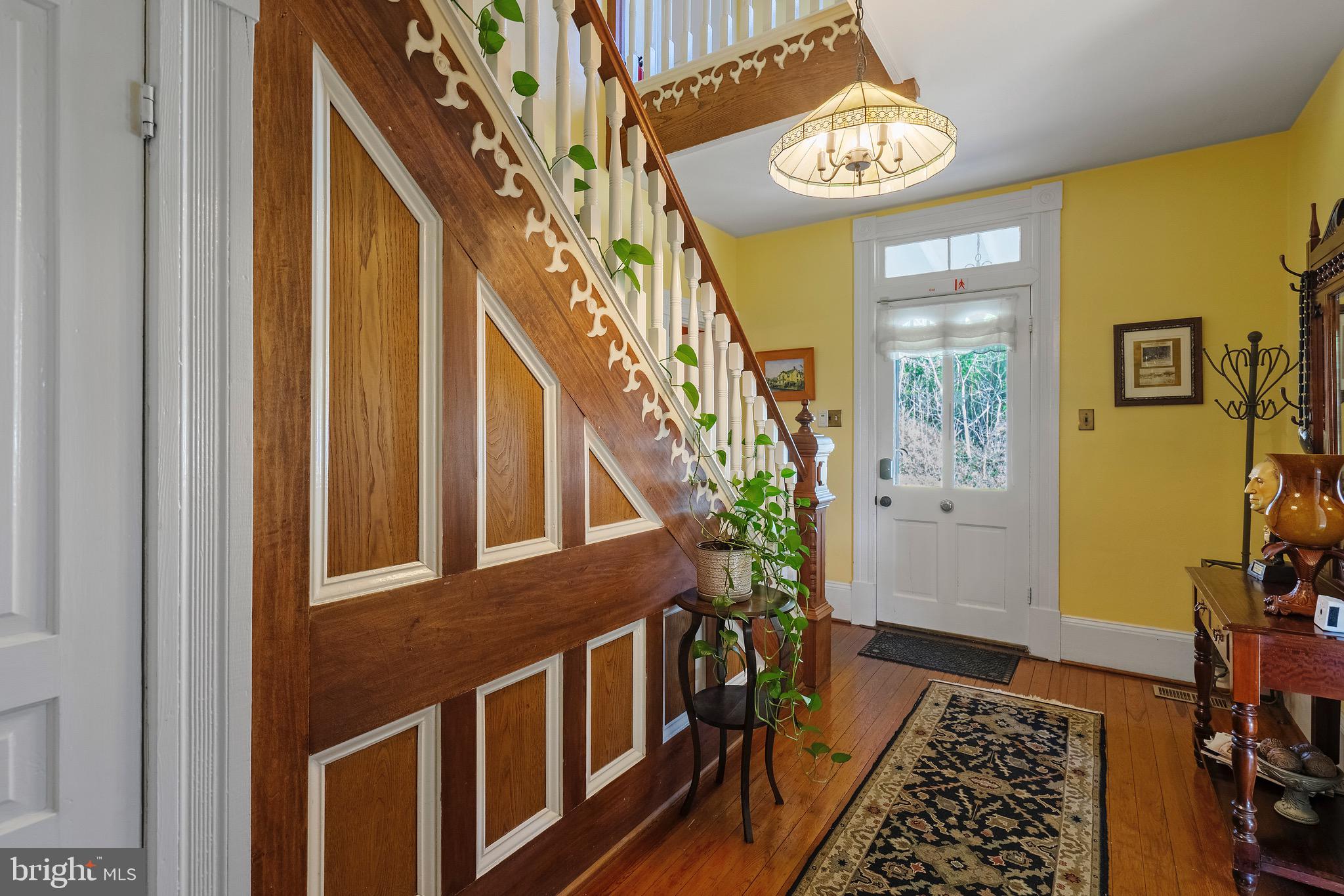 WASHINGTON VIRGINIA - Commercial Sale