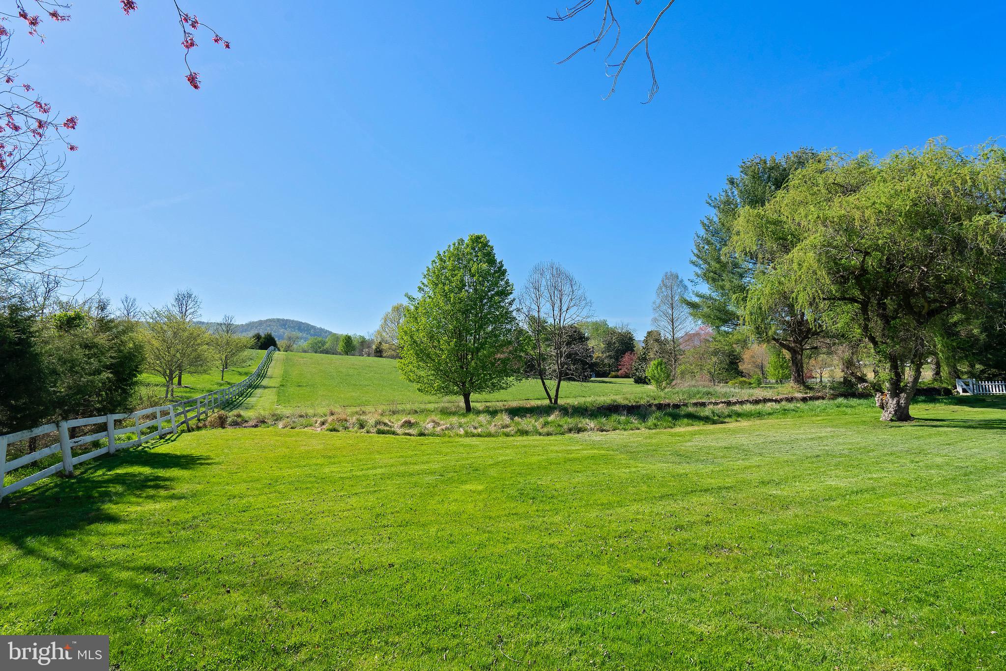 WASHINGTON VIRGINIA - Commercial Sale