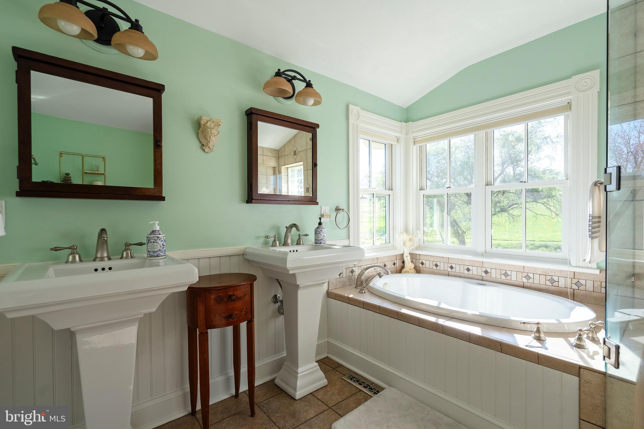 WASHINGTON VIRGINIA - Commercial Sale