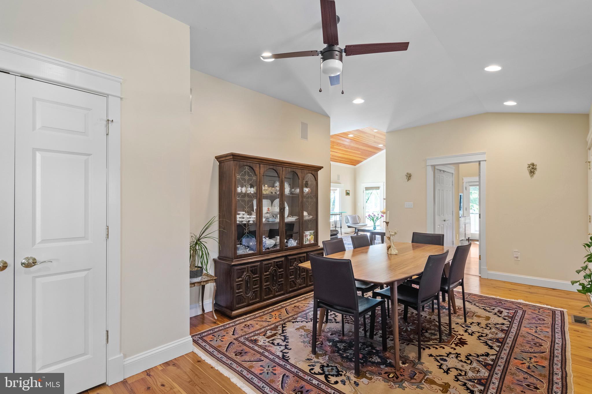 WASHINGTON VIRGINIA - Commercial Sale