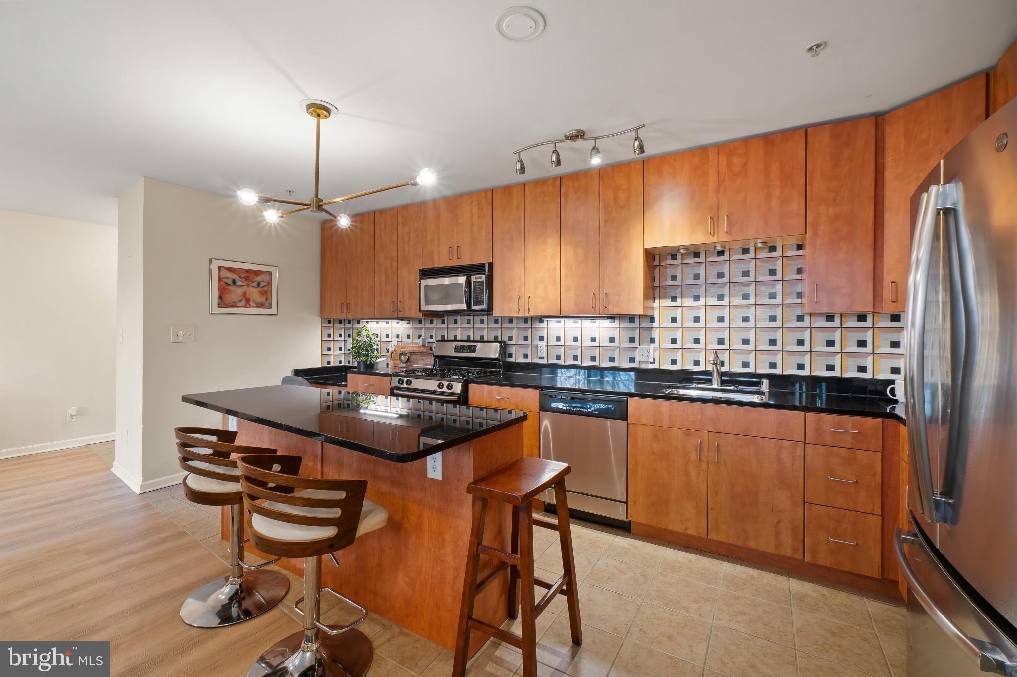 THE LANDING AT SPA CREEK - Residential