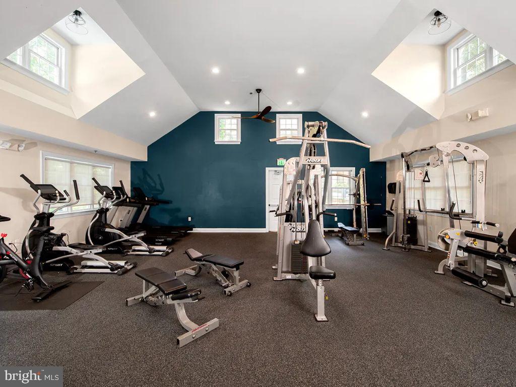 THE LANDING AT SPA CREEK - Residential