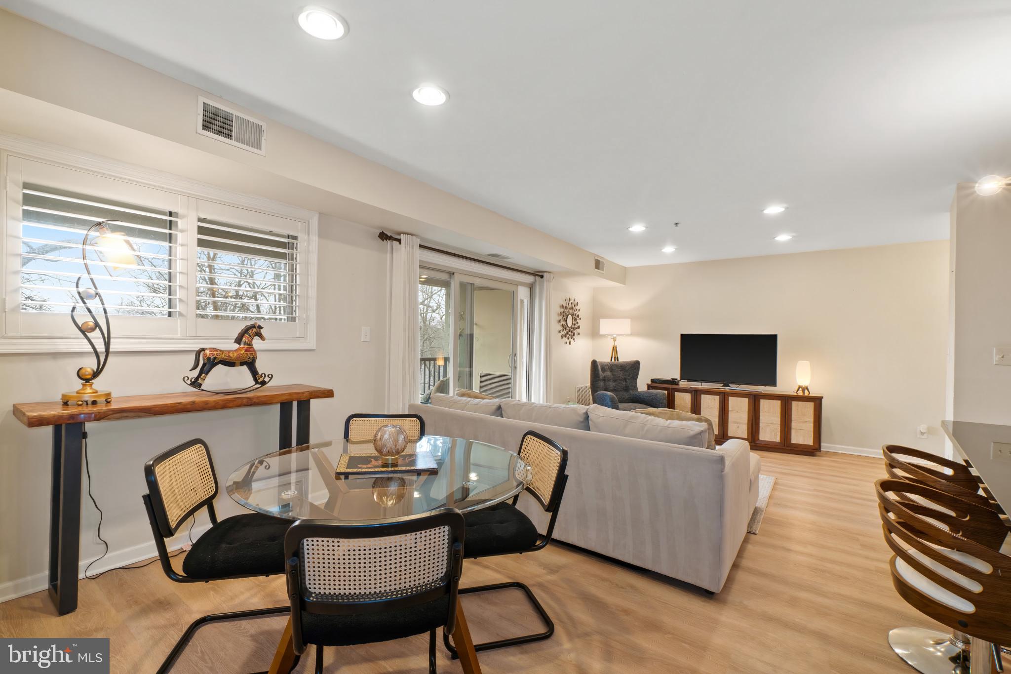 THE LANDING AT SPA CREEK - Residential