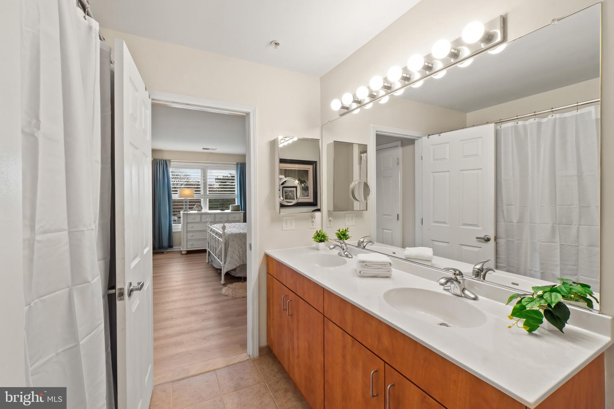 THE LANDING AT SPA CREEK - Residential