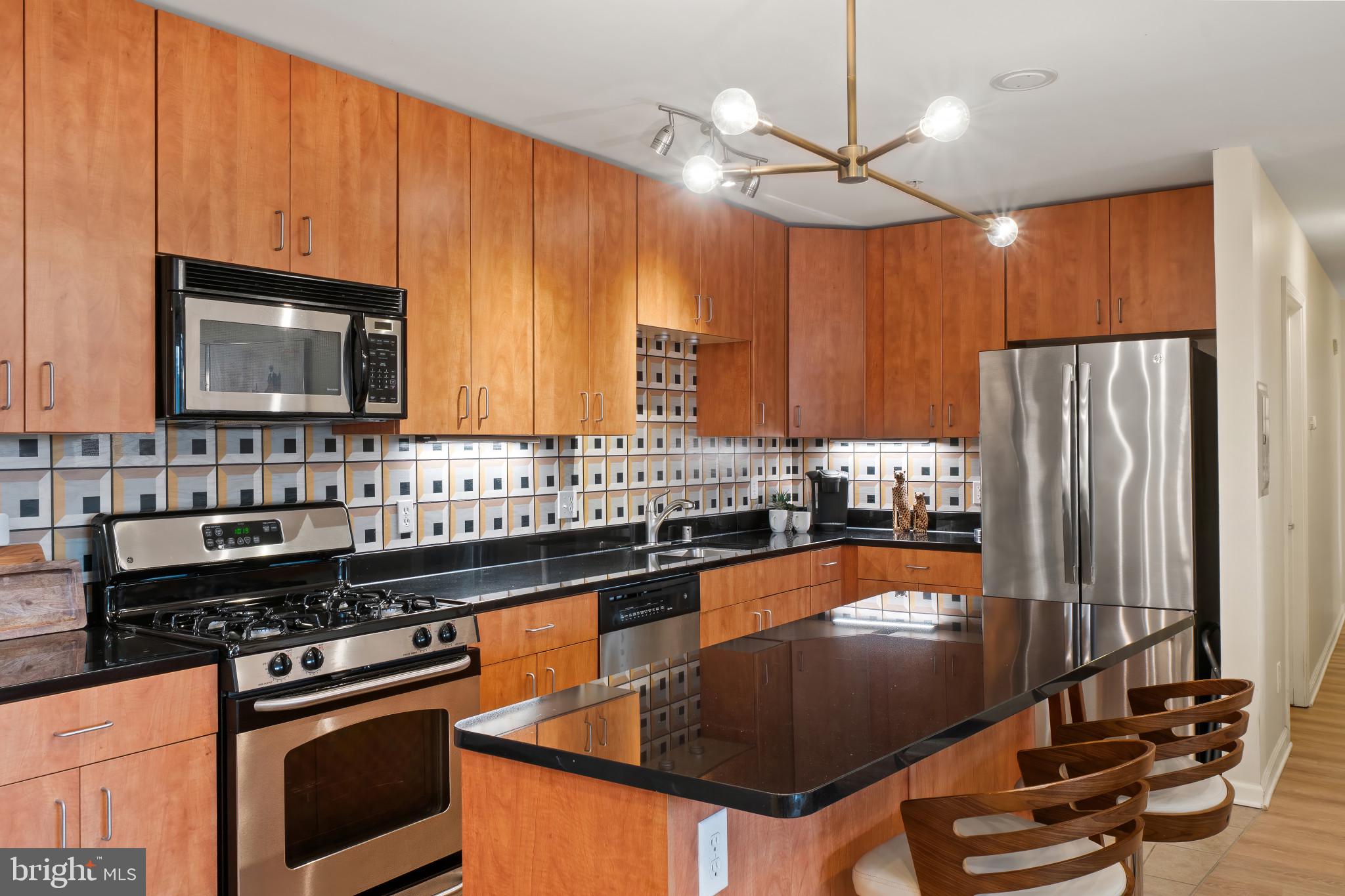 THE LANDING AT SPA CREEK - Residential