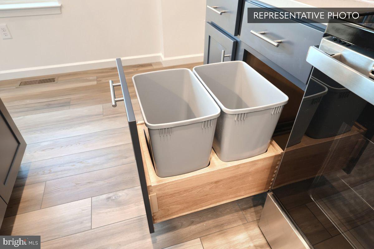 HILLS AT VALLEY VIEW - Residential