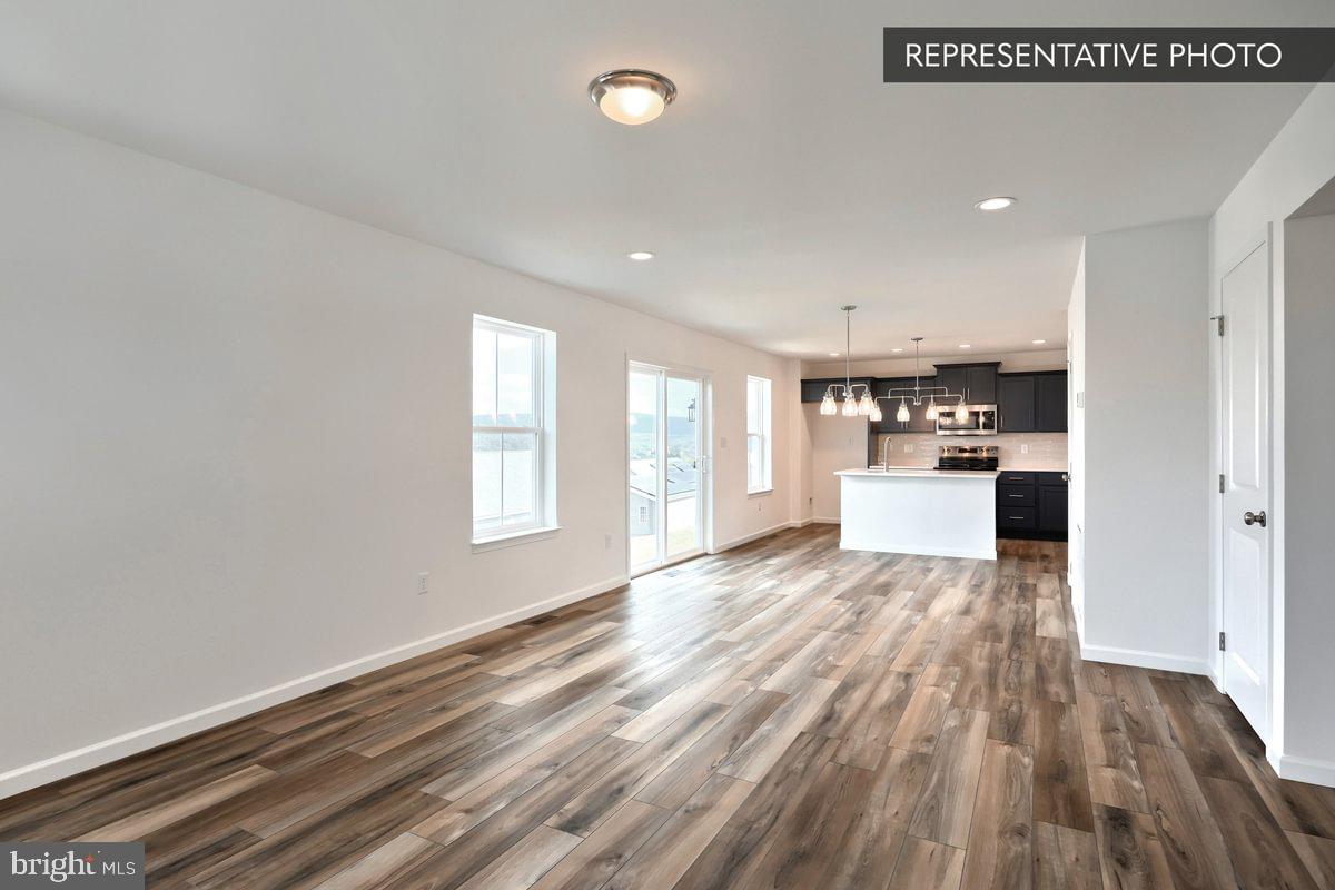 HILLS AT VALLEY VIEW - Residential