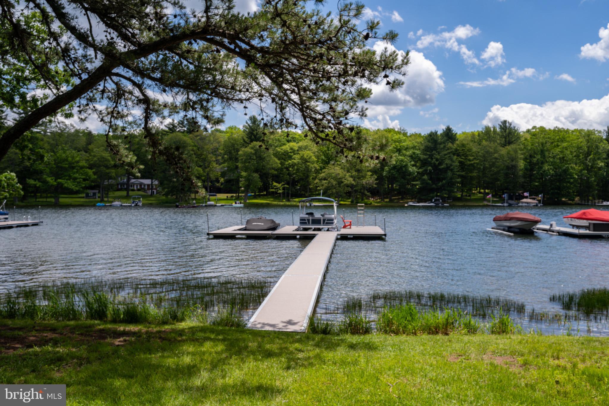 507 SHORELINE DRIVE