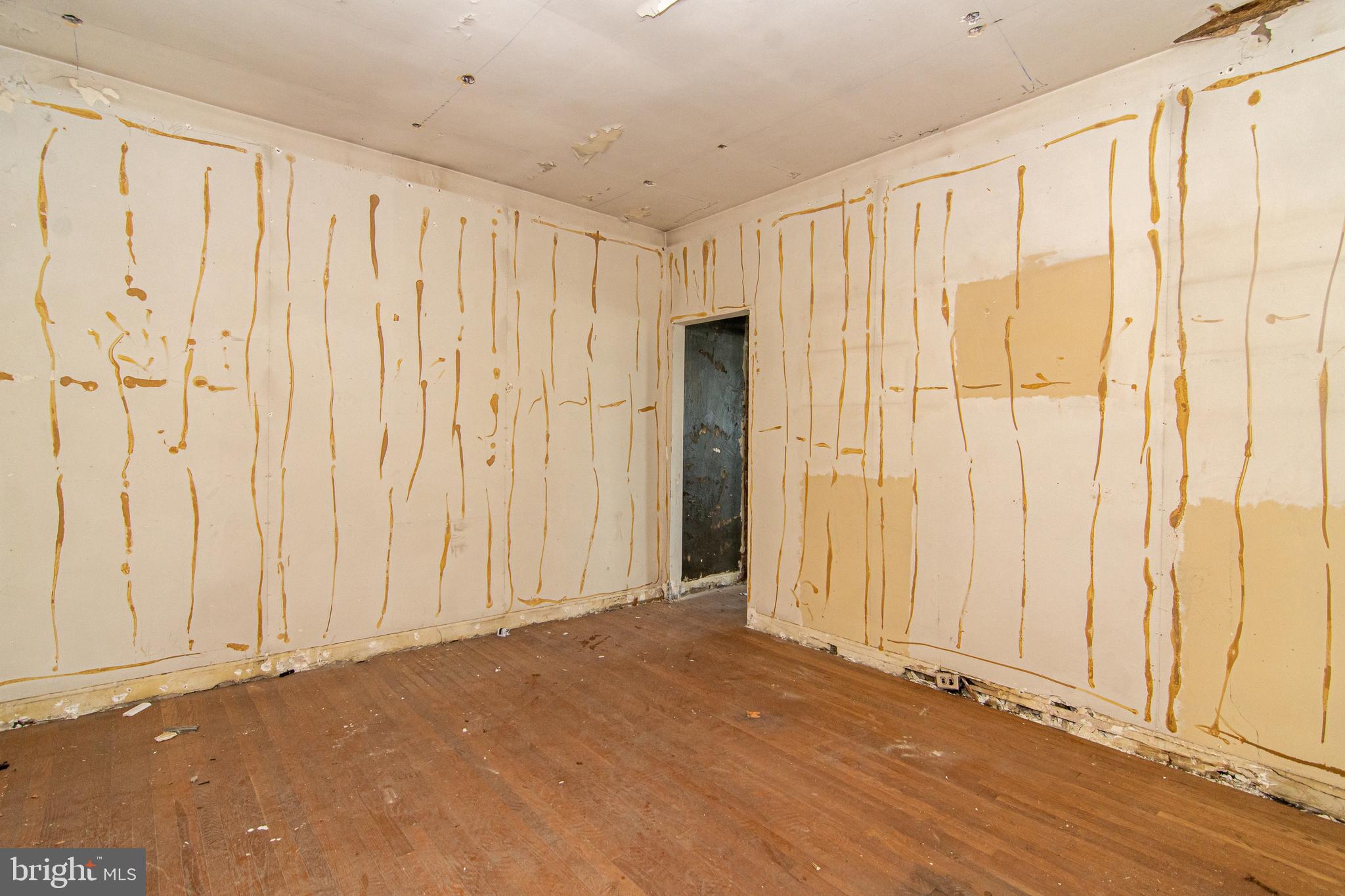 BELAIR-EDISON - Commercial Sale