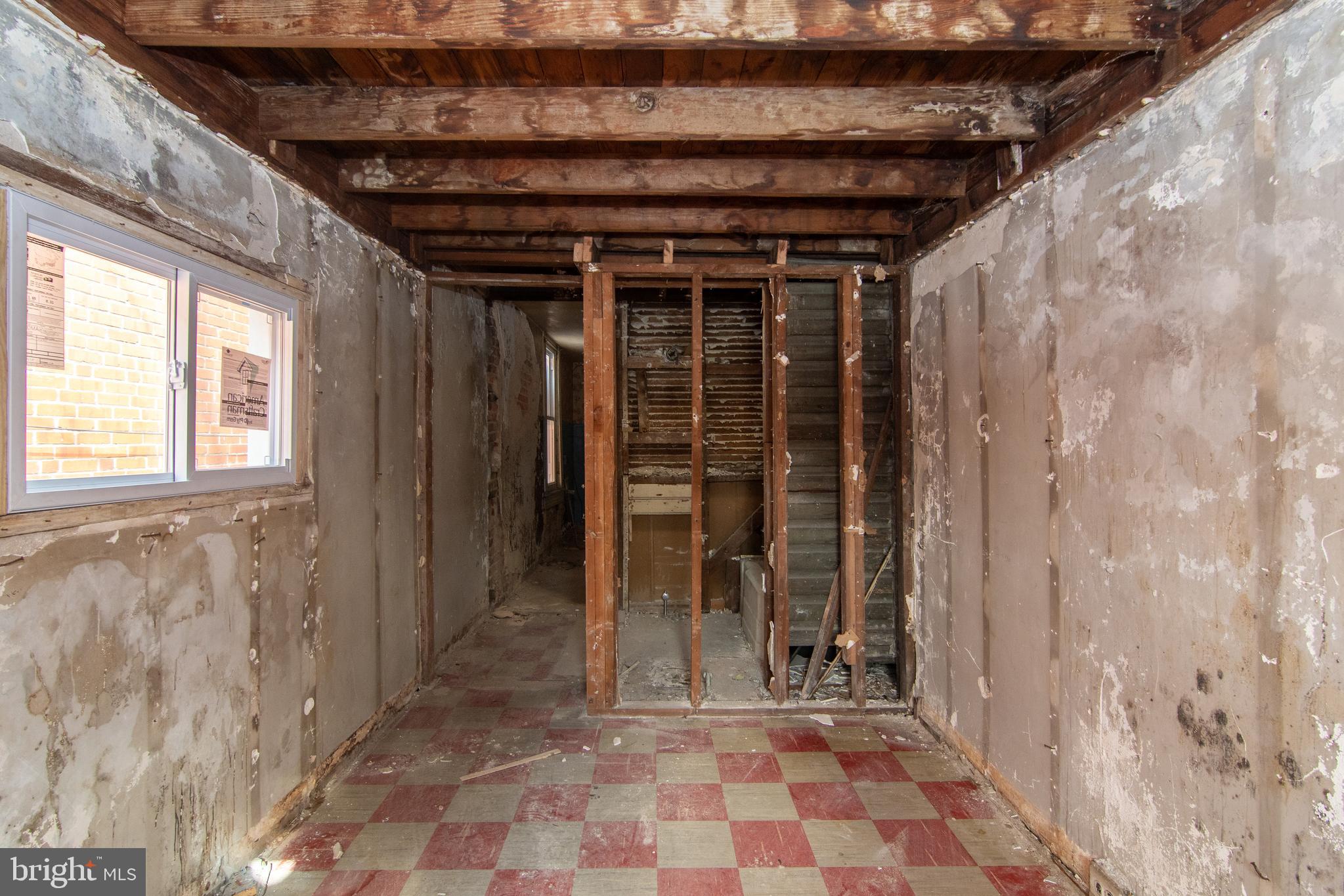 BELAIR-EDISON - Commercial Sale