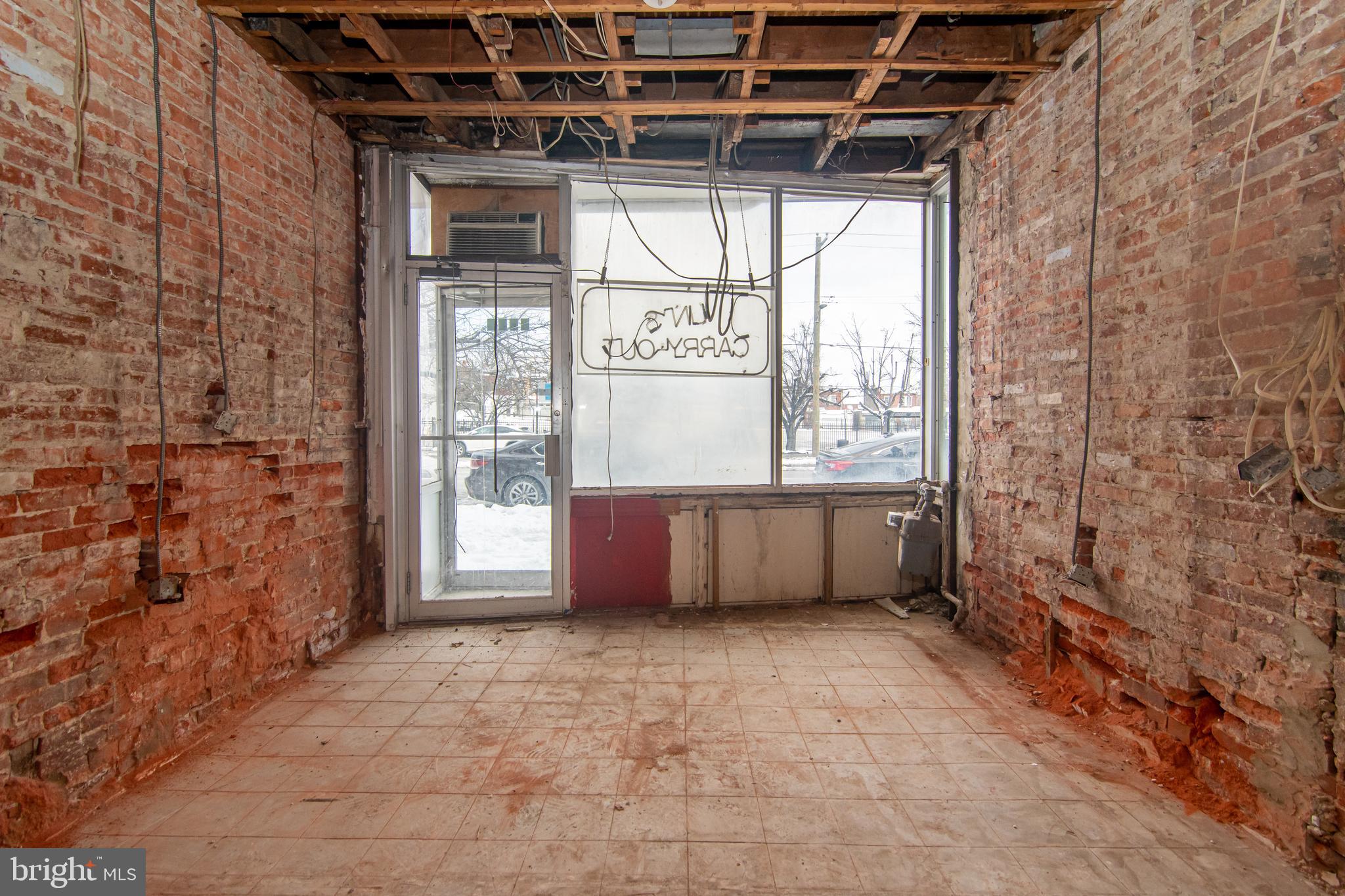 BELAIR-EDISON - Commercial Sale