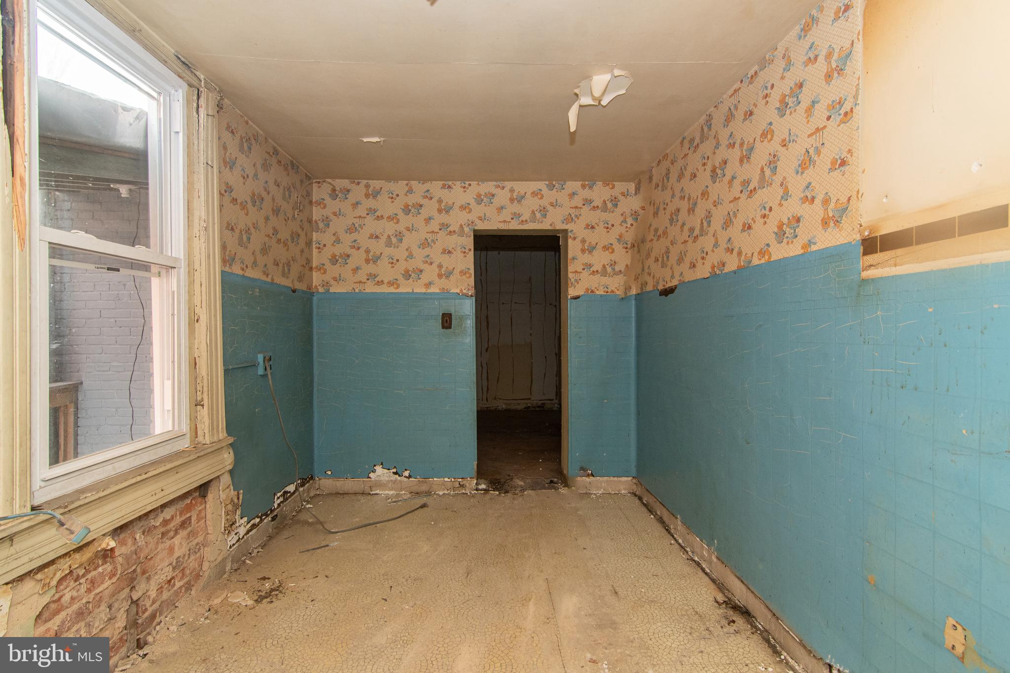 BELAIR-EDISON - Commercial Sale