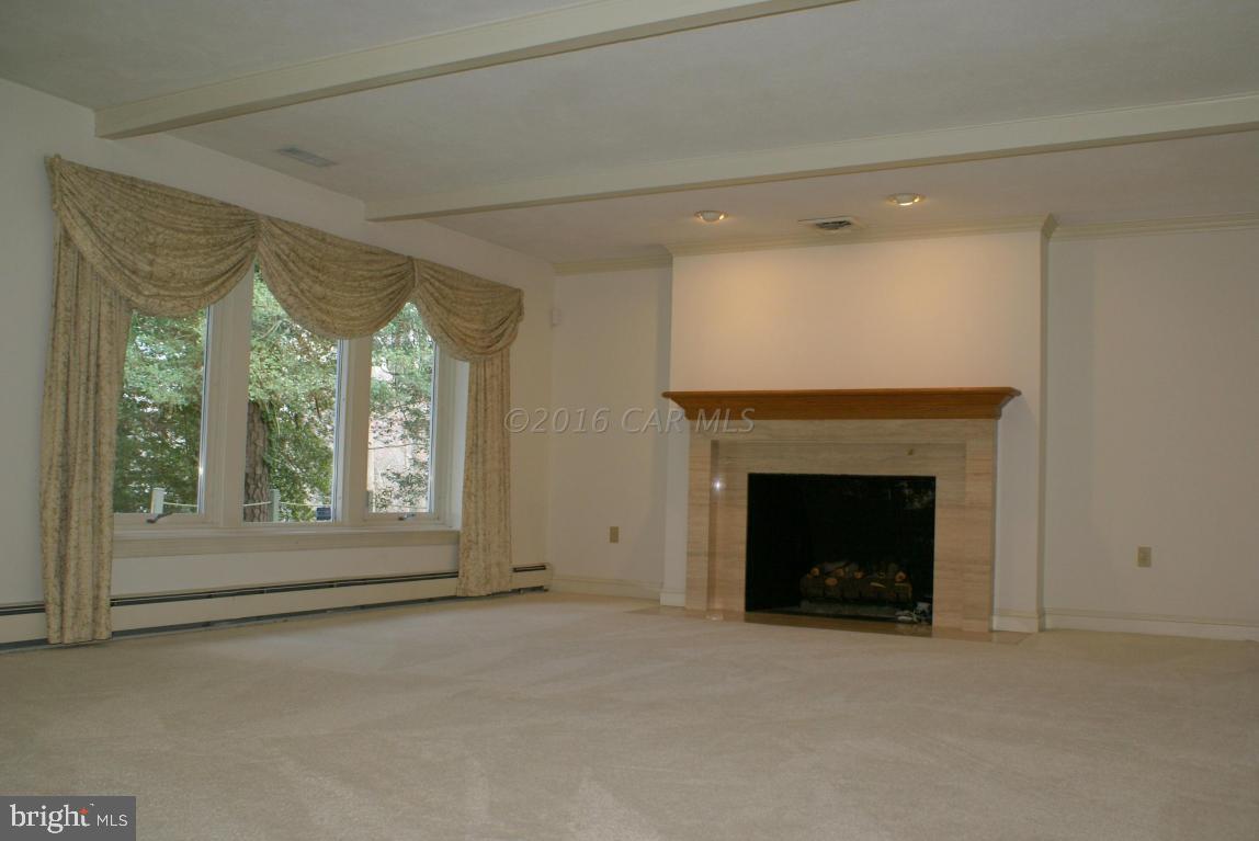 TONY TANK - Residential