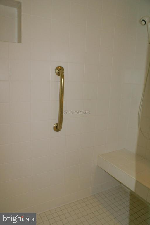 TONY TANK - Residential