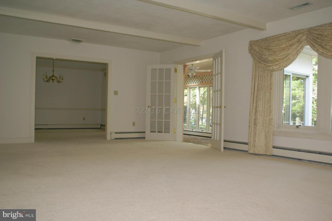 TONY TANK - Residential