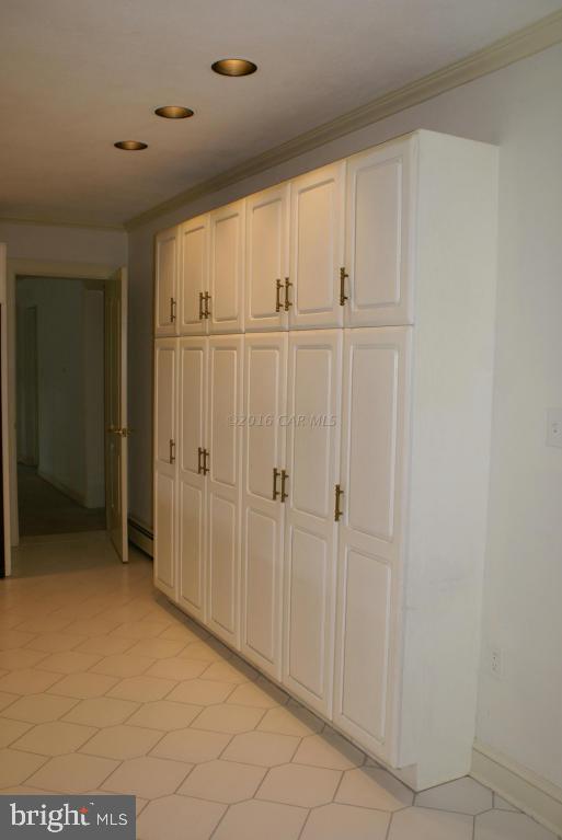 TONY TANK - Residential