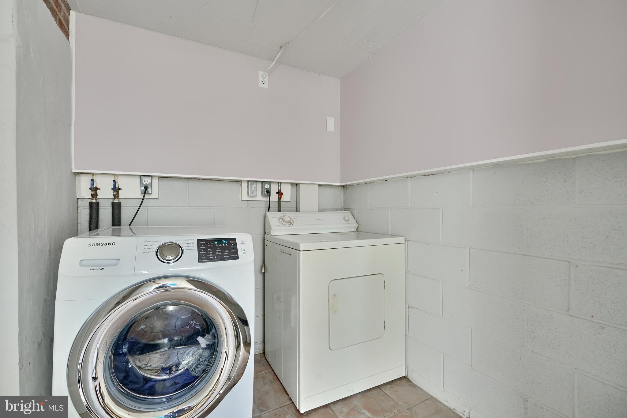 DUNDALK HIGHLANDS - Residential Lease